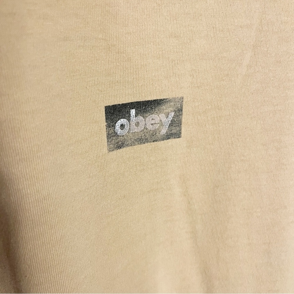 Obey Beige T-Shirt. Size XL. - Picture 6 of 7